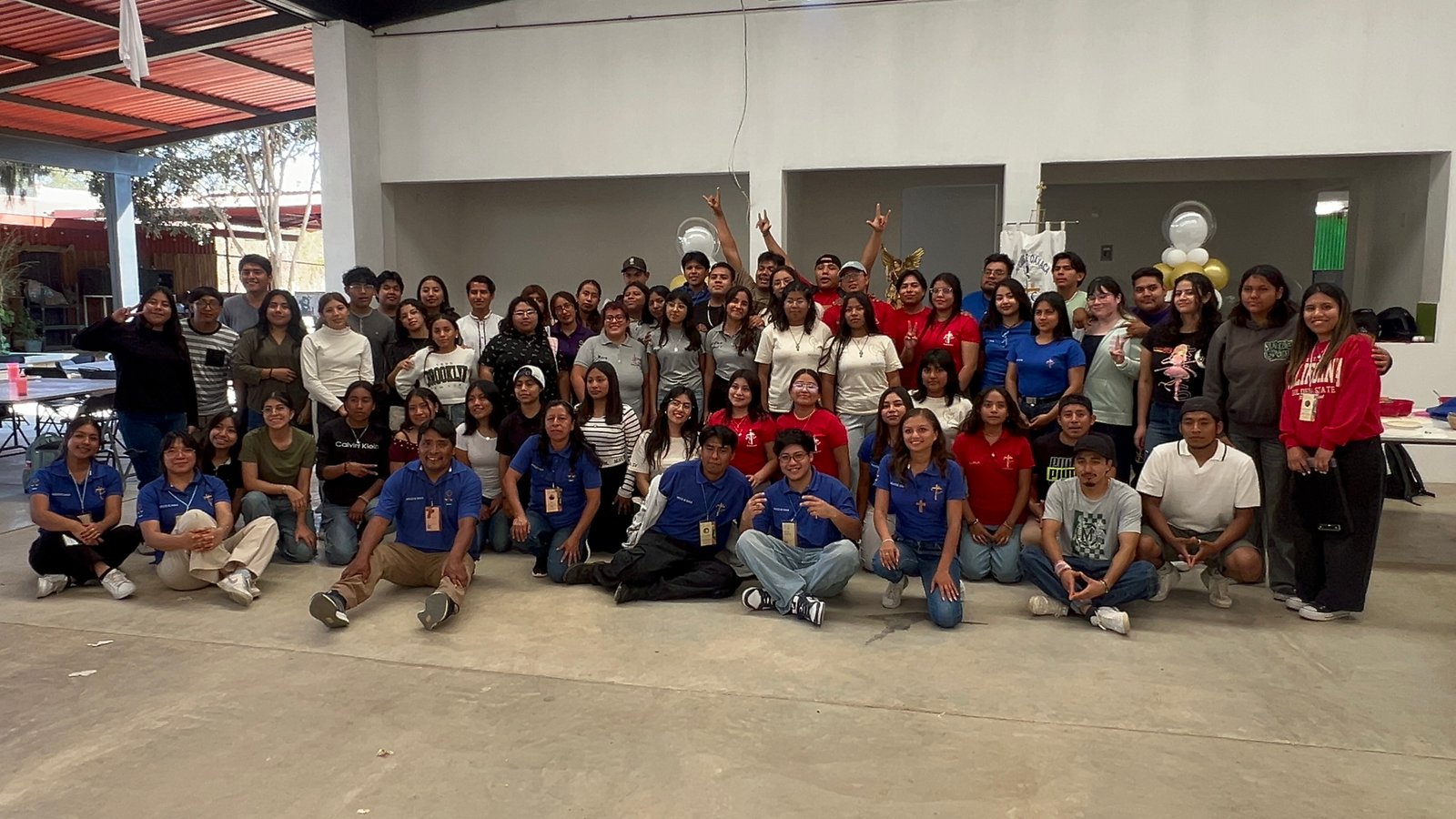 Entrega de membresía a jóvenes del MFC Juvenil